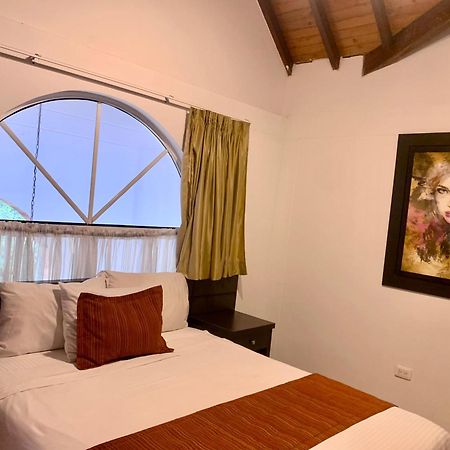 Serenity Suites Casa Boutique 부카라망가 외부 사진