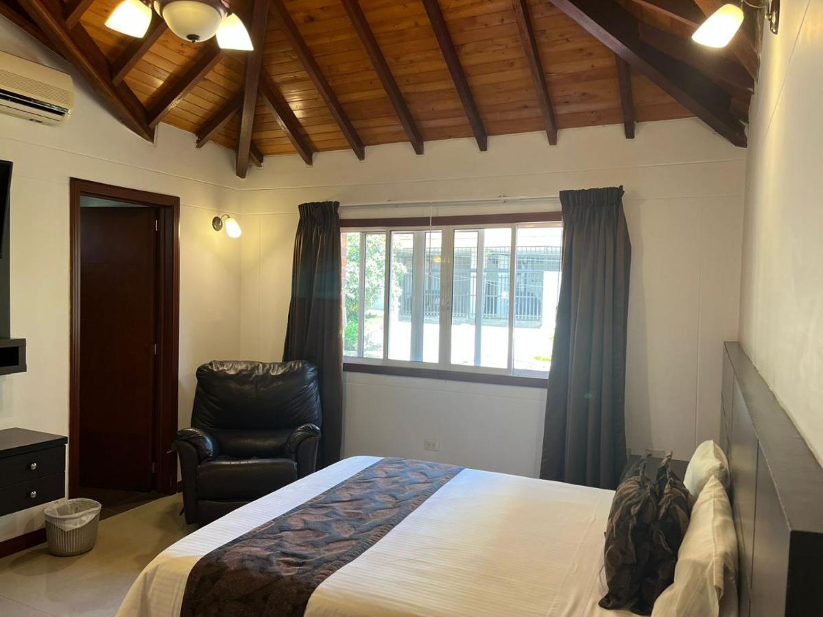 Serenity Suites Casa Boutique 부카라망가 외부 사진