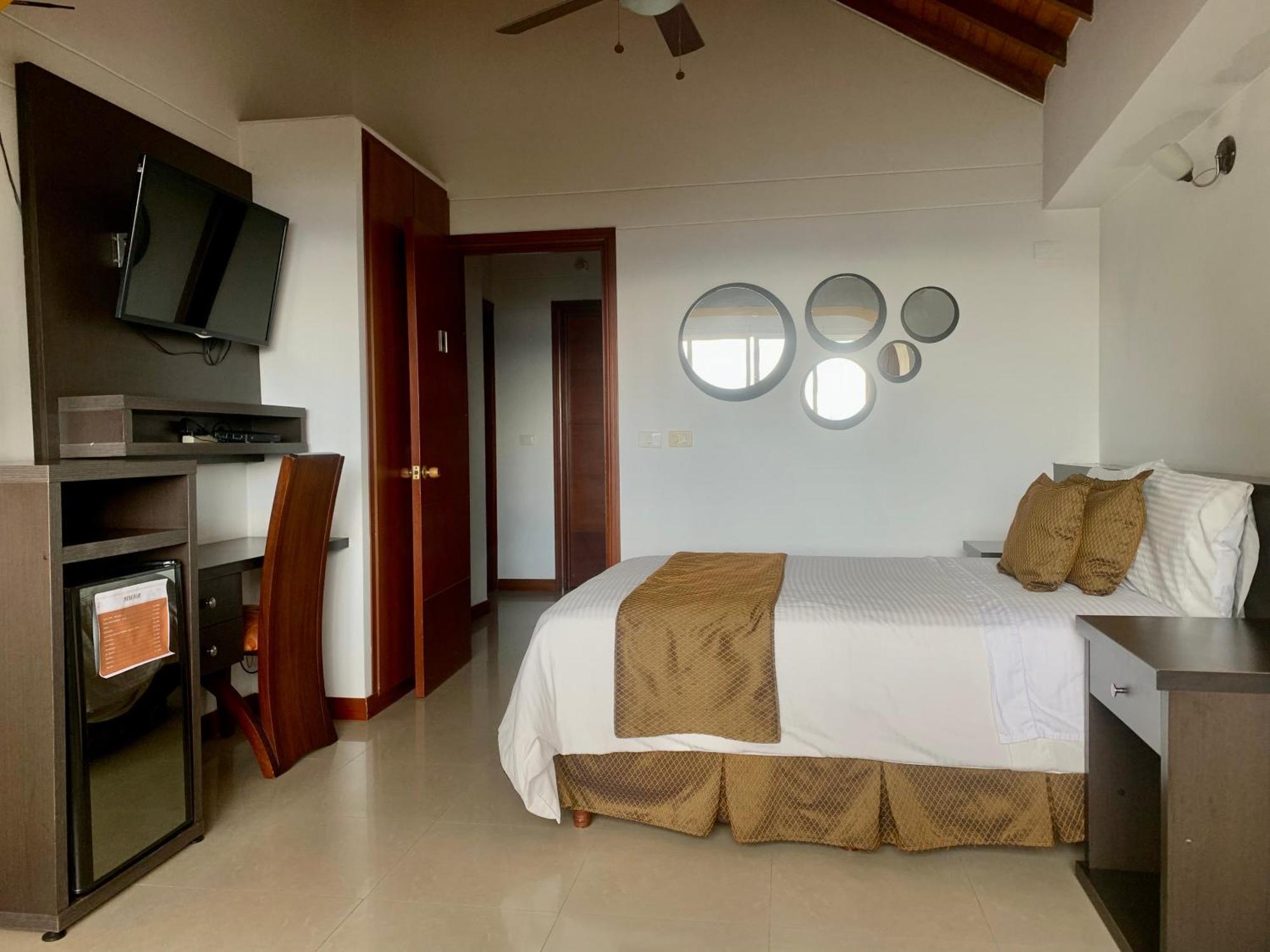 Serenity Suites Casa Boutique 부카라망가 외부 사진