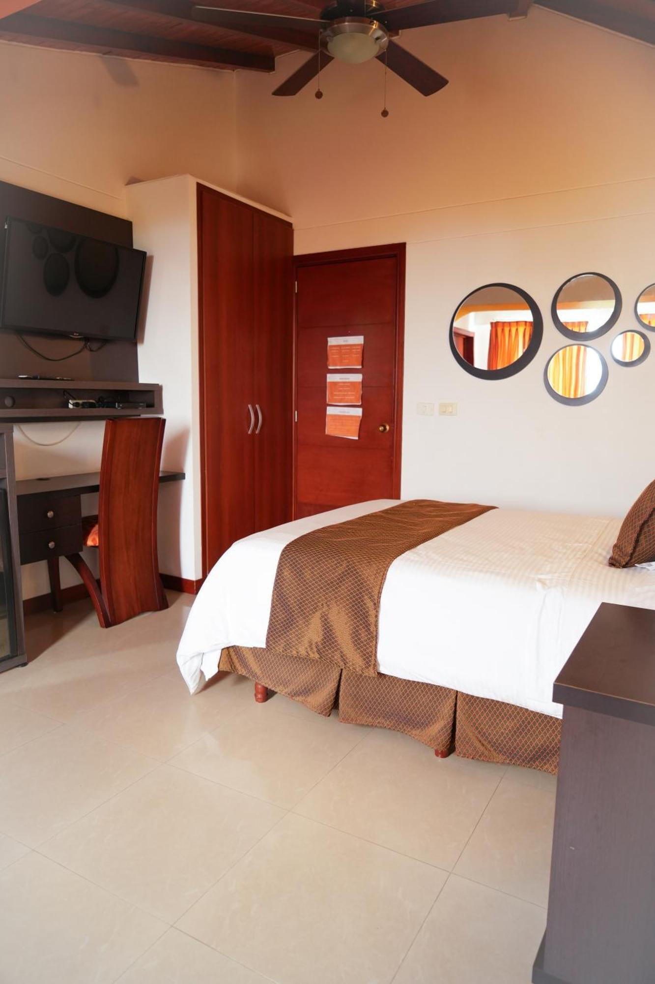 Serenity Suites Casa Boutique 부카라망가 외부 사진