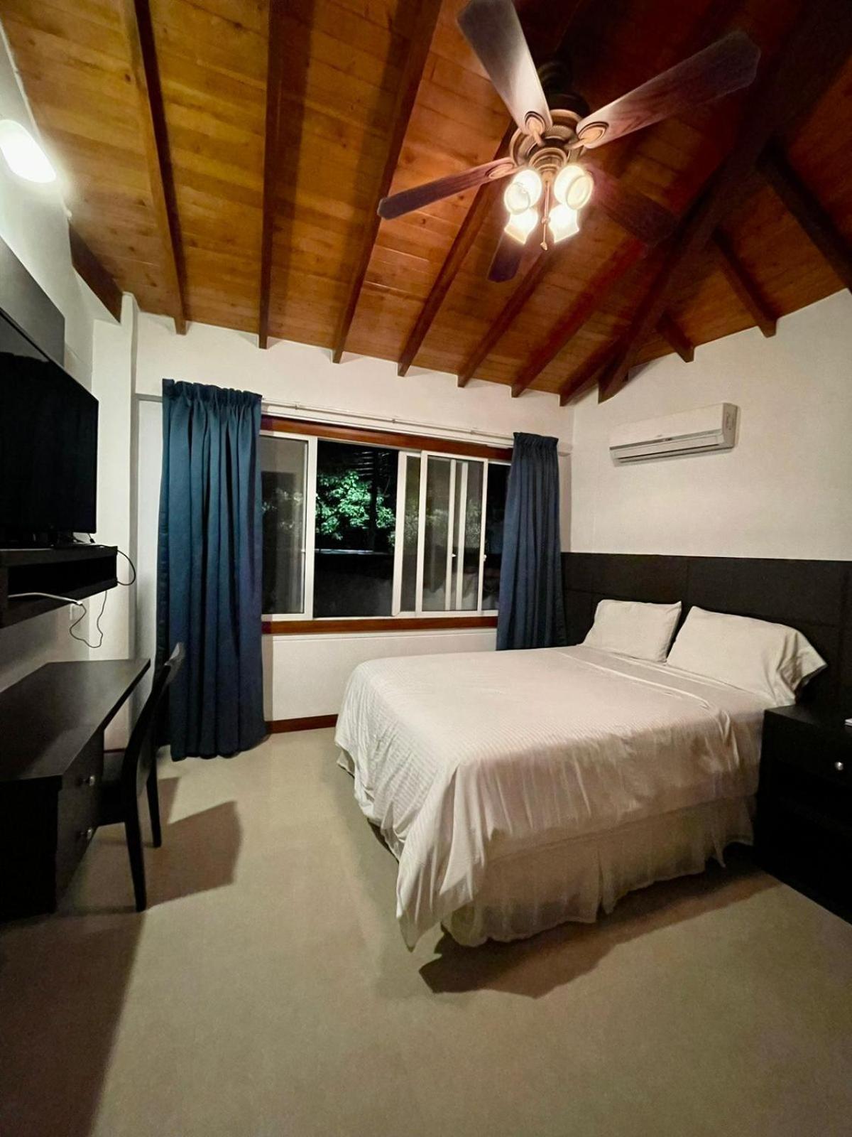 Serenity Suites Casa Boutique 부카라망가 외부 사진